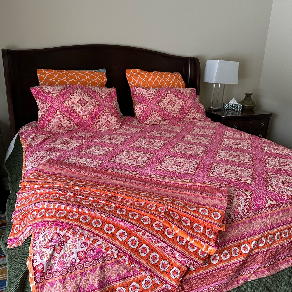 Double size cotton duvet set with drapery panels